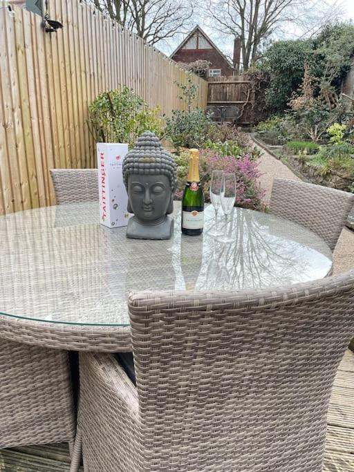 Entire Georgian Luxury Home - 3 Storey- High St Henley-In-Arden -Two Bedrooms-Sleeps 4 Eksteriør billede