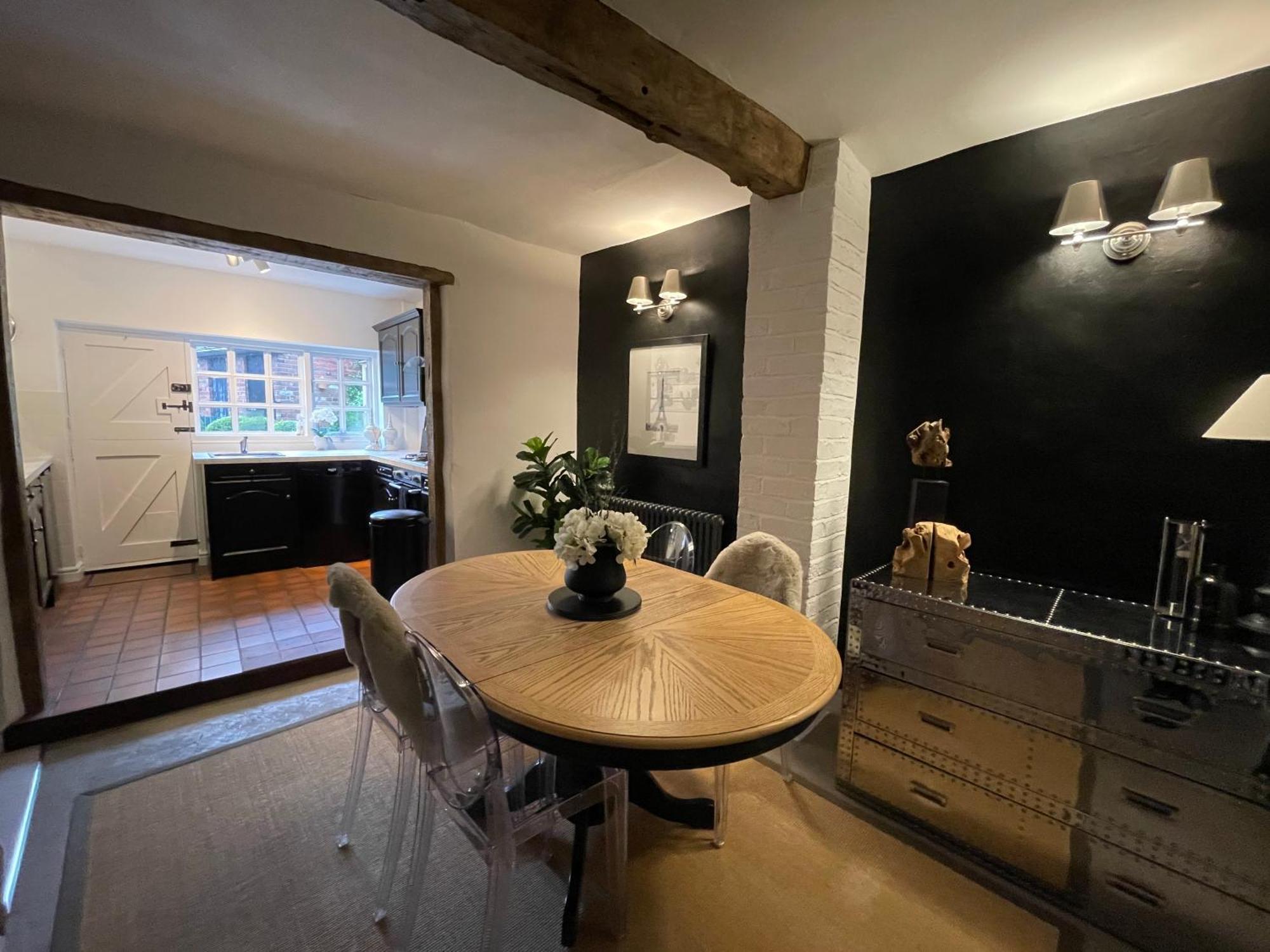 Entire Georgian Luxury Home - 3 Storey- High St Henley-In-Arden -Two Bedrooms-Sleeps 4 Eksteriør billede