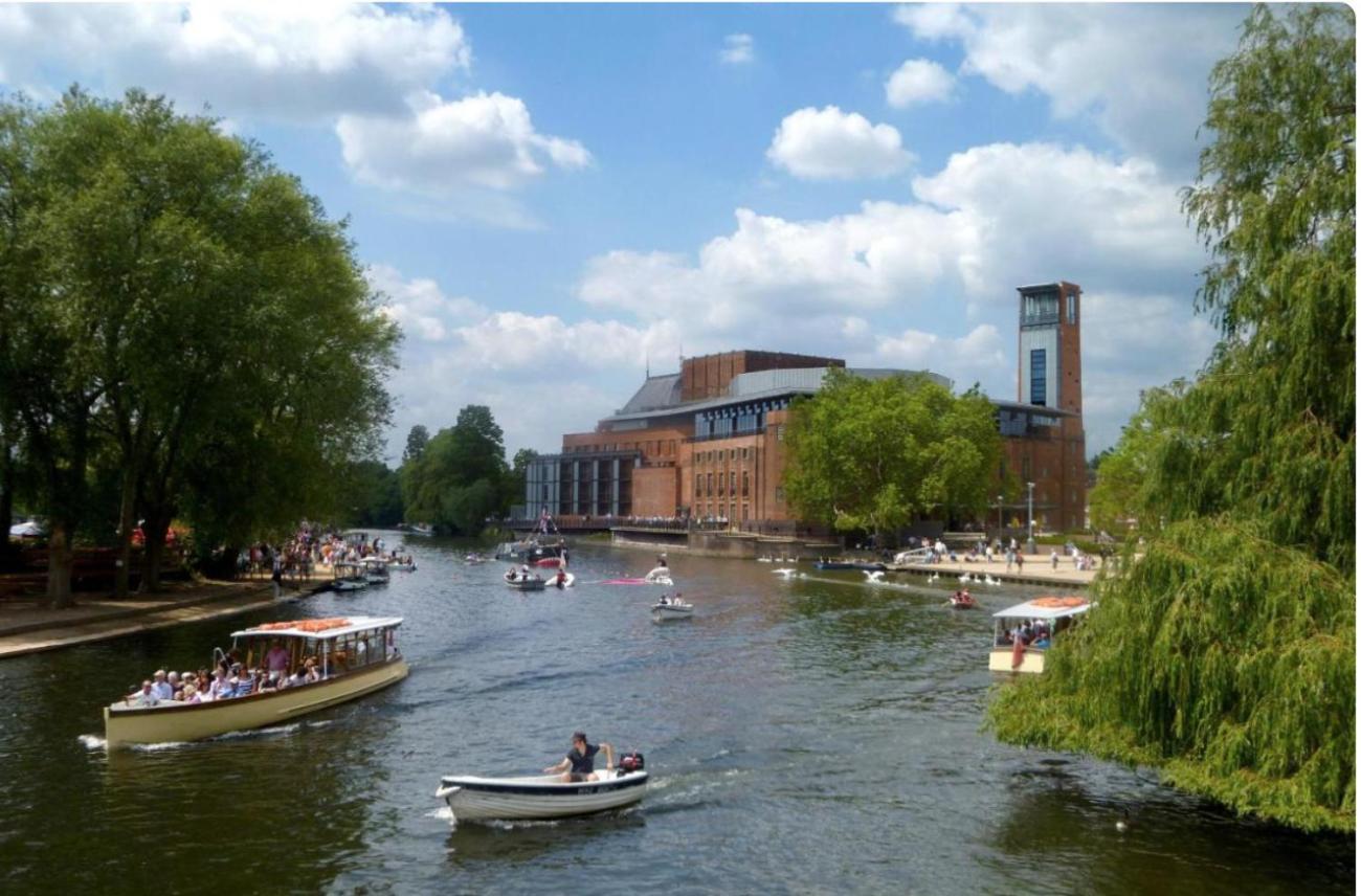 Entire Georgian Luxury Home - 3 Storey- High St Henley-In-Arden -Two Bedrooms-Sleeps 4 Eksteriør billede